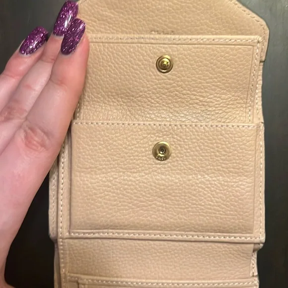 Chloe patchwork leather trifold wallet - Picture 7 of 10